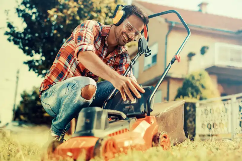 How to mow a lawn in Tracy CA